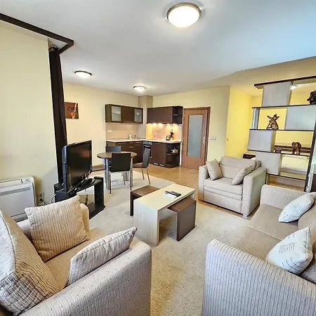 Two Charming In Trinity With Balcony And Free Parking By Flat Mаnager Bansko