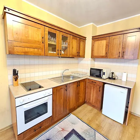 Two Charming In Trinity With Balcony And Free Parking By Flat Mаnager 公寓 *