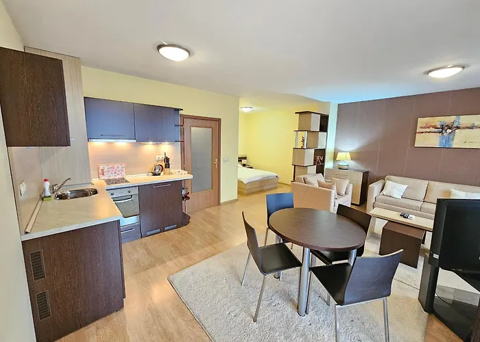 Daire Two Charming In Trinity With Balcony And Free Parking By Flat Mаnager Bansko