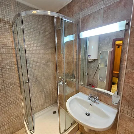 Two Charming In Trinity With Balcony And Free Parking By Flat Mаnager בנסקו