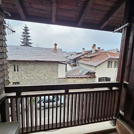 Two Charming In Trinity With Balcony And Free Parking By Flat Mаnager